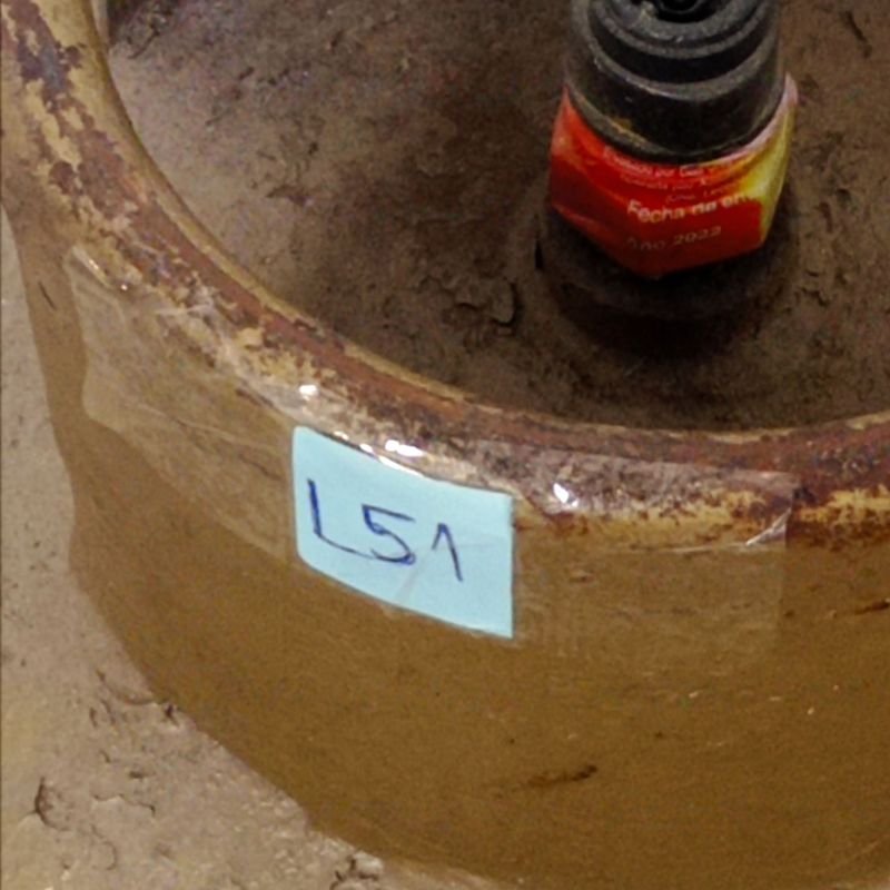 Vaso Cerámico de 13 kg en Mal Estado - imagen 3