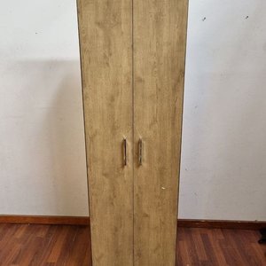 Lote anterior: Placard Vertical Dos Puertas Simil Madera Roble Claro