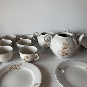 Juego de Té OLMOS Completo con Tazas, Platos y Lechera - imagen 1