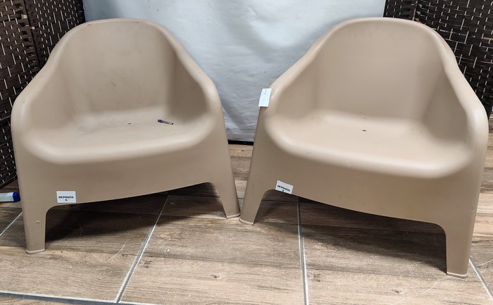 Item 16576 - Image 1