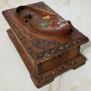Antiguo Alhajero Caja Madera Tallada Holandesa Zueco Siglo XX - imagen 3