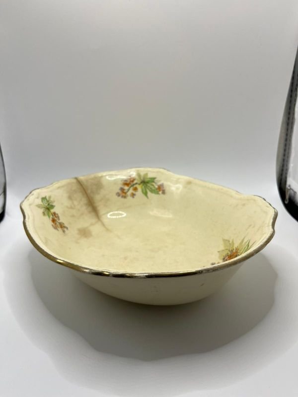 Fuente de porcelana vintage firmada para decoración - imagen 1