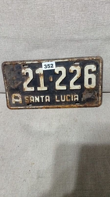 Matrícula Antigua de Santa Lucía con Número 21226