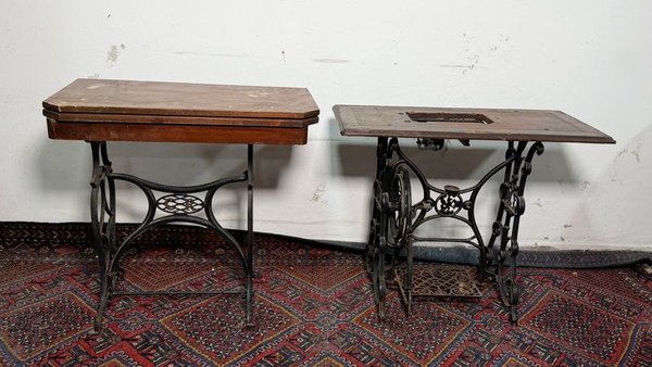 Par de Pies de Máquina de Coser con Tapa y Mesa Libro