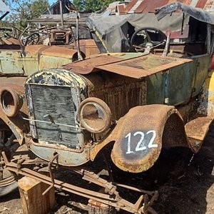 Lote anterior: Automóvil Antiguo Phaeton Fort 26-27