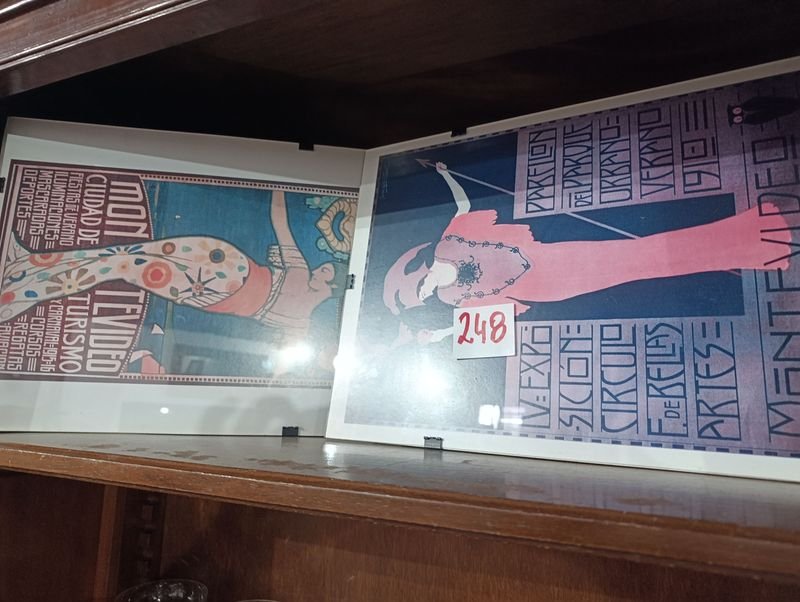 Dos Cuadros Afiches con Vidrio