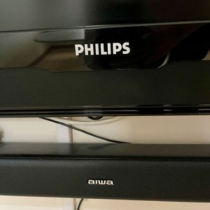 Televisor Philips con Panel de Audio Aiwa - imagen 2
