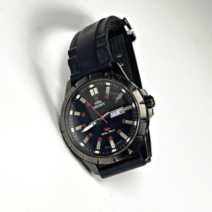 Lote siguiente: Reloj de Pulsera Caballero Orient SP Water Resist a Pila