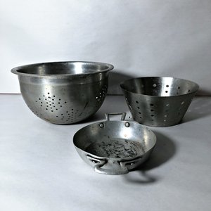 Set de 8 Piezas de Acero Inoxidable: Asaderas y Coladores - imagen 3