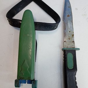 Lote anterior: Kit de Snorkel: Cuchillo Muela, Patas de Rana Cressi Frog, Máscara y Tubo