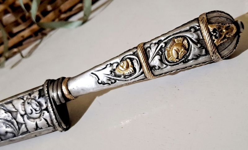 Item 869013 - Image 1