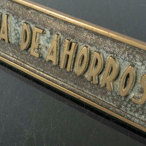 Cartel de Bronce "Caja de Ahorros" - Vintage - imagen 2