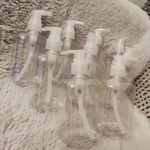 Lote de 9 Dispensadores Transparentes Nuevos con Bomba - imagen 2