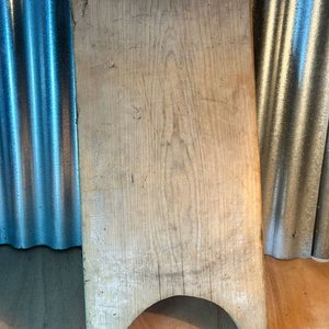Tabla de lavado (pequeños orificios de polillas pero antiguas) - imagen 2