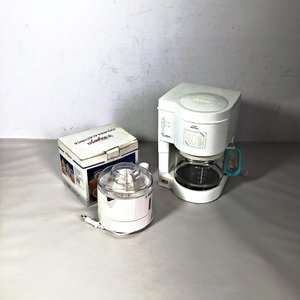 Lote siguiente: Cafetera Solac y Juguera Tienda Inglesa - Funcionando