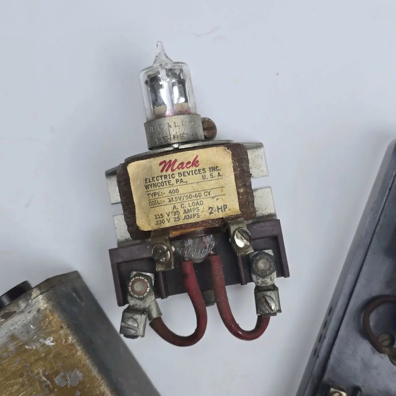 Item lote-40-condensadores-y-2-relei-de-mercurio - Image 2