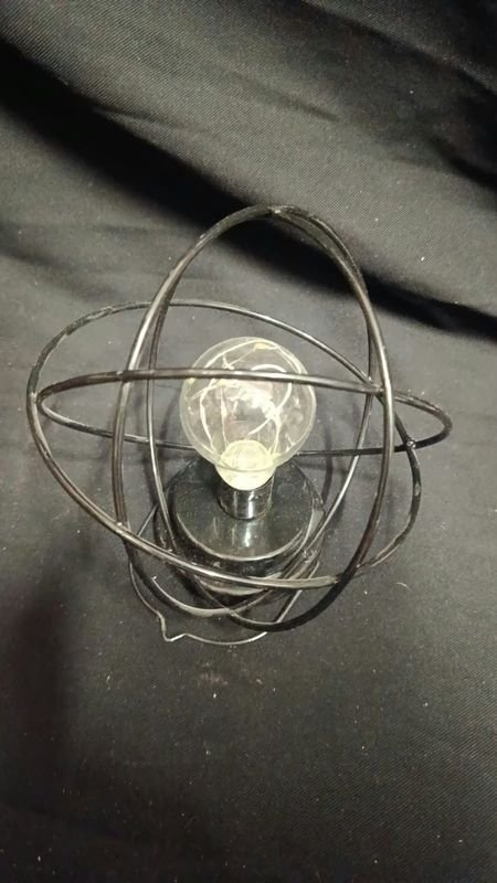 Adorno de Luz LED a Pila Estilo Industrial