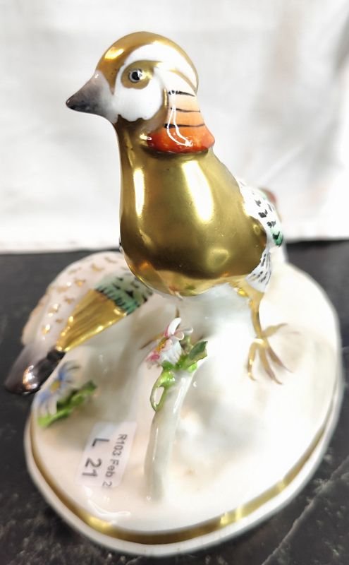 Figurita de faisanes en porcelana inglesa firmada J T Jones - imagen 3