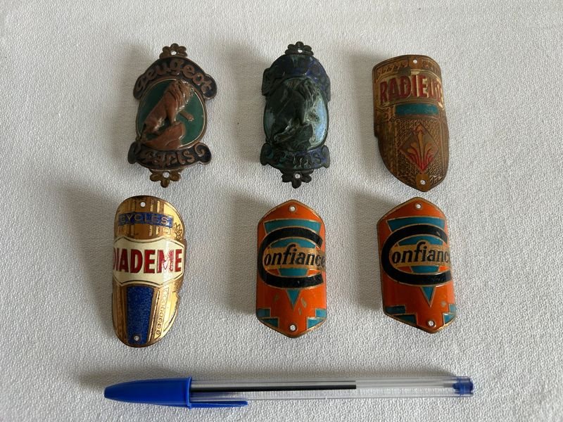 Insignias Frontales Antiguas para Bicicletas (Peugeot, Radier, Diadem, Confiance)