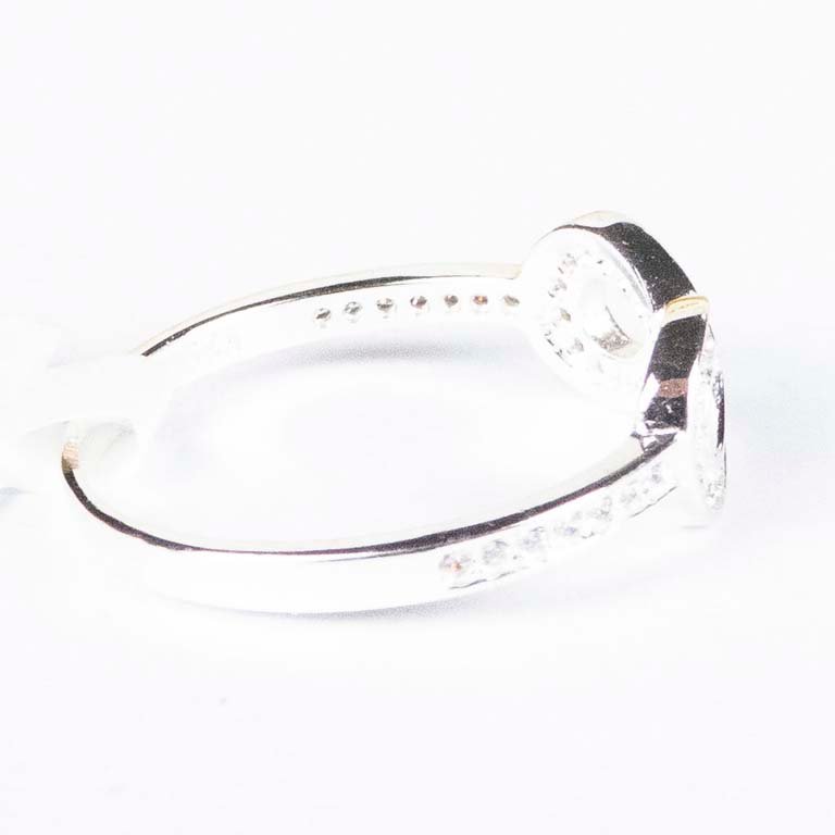 Anillo de plata con cristales - Precio y características - imagen 2