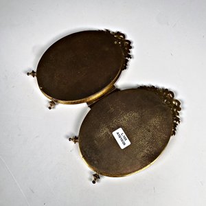 Portarretratos Doble Francés de Bronce con Moños y Patas - imagen 6