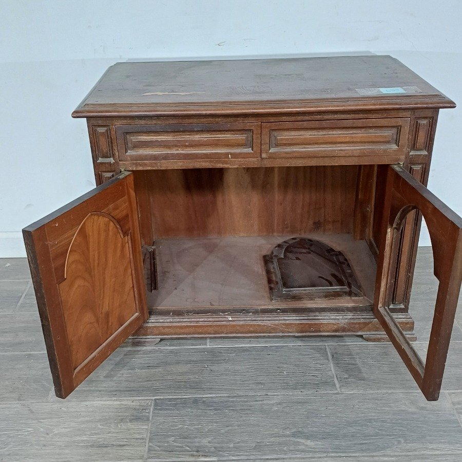 Mueble auxiliar estilo gótico en cedro - imagen 3