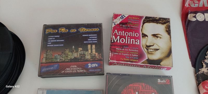 Gran lote de discos y accesorios en buen estado - imagen 8