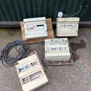 Lote anterior: 4 Tableros Eléctricos con Térmicas y Tomas Corriente