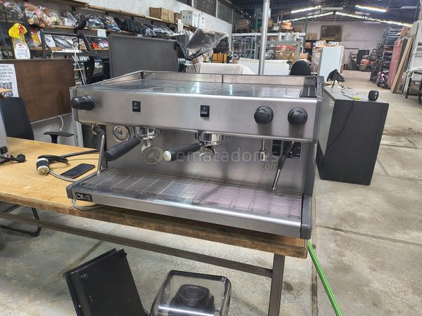 Máquina de Café Expreso Profesional Cine