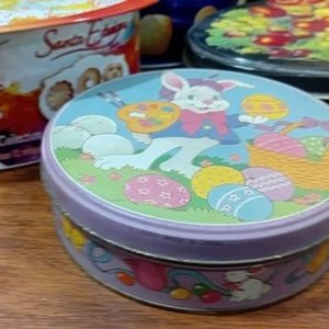 Lote de Latas de Galletitas Coleccionables: Coca Cola, Walkers y Más - imagen 2