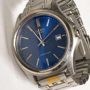 Reloj Casio Caballero Malla Metal Azul - imagen 3