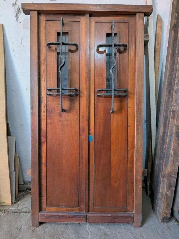 Item 900083 - Image 0