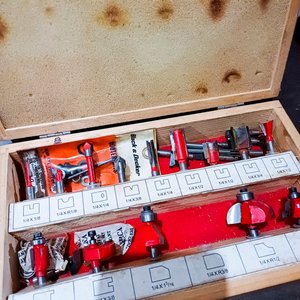 Set de Mechas Forstner y Fresas en Caja de Madera - imagen 3
