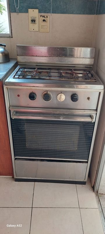 Cocina de 2 hornallas y horno electrico con garrafa de 13 kg - imagen 5