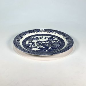 Lote siguiente: Fuente Churchill de Losa Inglesa, Diseño Chinoiserie, 32 cm