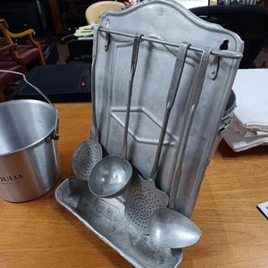 Juego de Utensilios de Cocina y Hielera de Aluminio "Santa Julia" - imagen 4