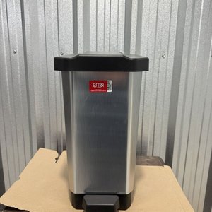Cesto de Basura de Acero Inoxidable con Pedal y Tapa Abatible - imagen 1