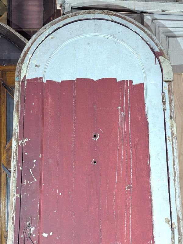Puerta antigua arqueada de madera - imagen 9