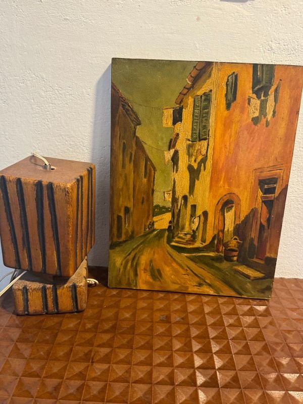 Lote siguiente: Lámpara y pintura en bastidor, estilo antiguo