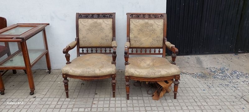 Item 876983 - Image 0