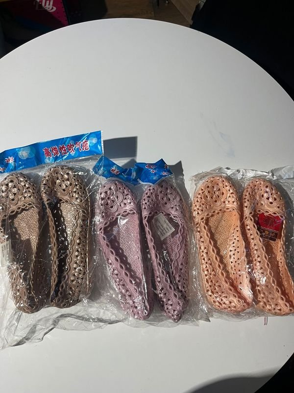 Par de Sandalias de Mujer