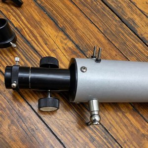 Telescopio de Gran Tamaño con Accesorios y Trípode - imagen 3