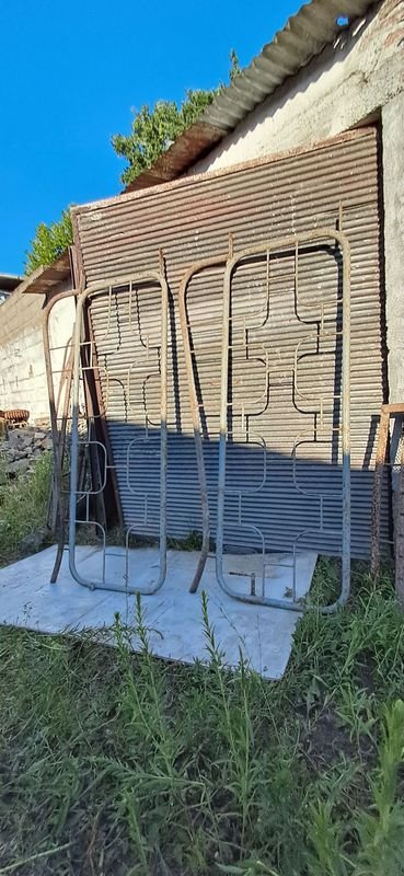 Item 881096 - Image 1