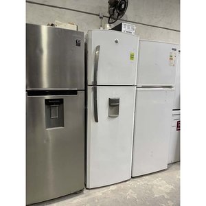 Lote anterior: Lote de 3 Heladeras: Samsung, GE y Telefunken - Para Repuestos
