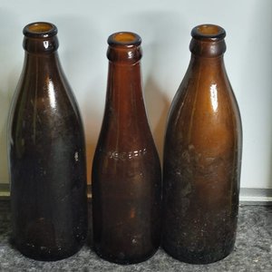 3 Botellas Antiguas Cerveza Paysandú Vidrio Ambar - imagen 4