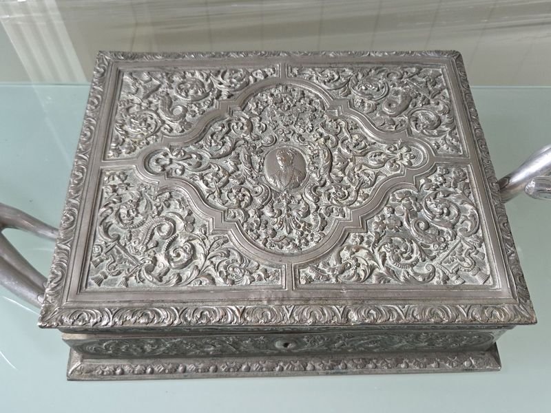 Item 830102 - Image 0