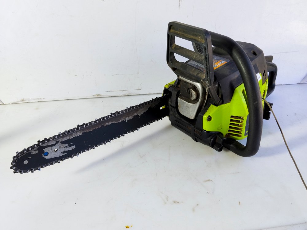 Motosierra Poulan Wood Shark a Nafta (Sin Probar)