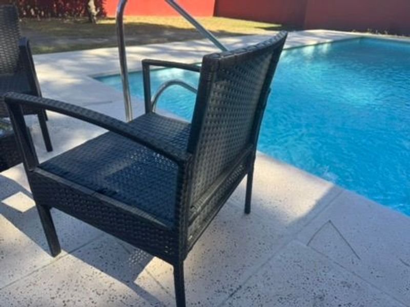 Juego de muebles de exterior de ratán plástico - imagen 7