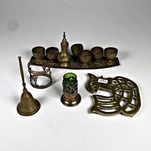 Juego de Licor de Bronce con Posafuente y Soportes Decorativos - imagen 1