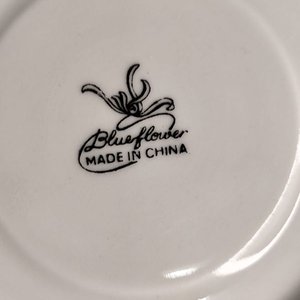 Lote de 10 piezas de cerámica variadas: platos y tazas - imagen 2